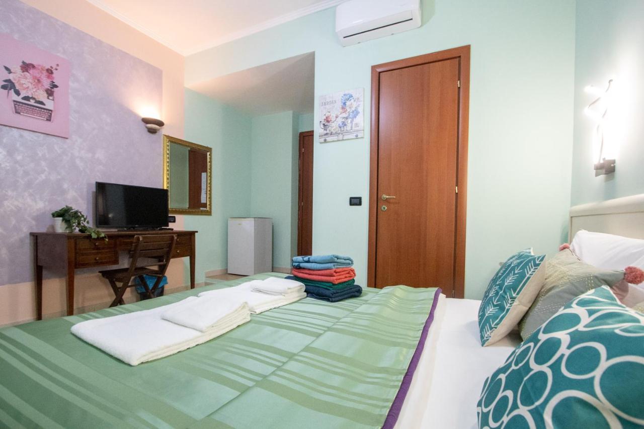 B&B Colorful Suite Yard Rzym Zewnętrze zdjęcie