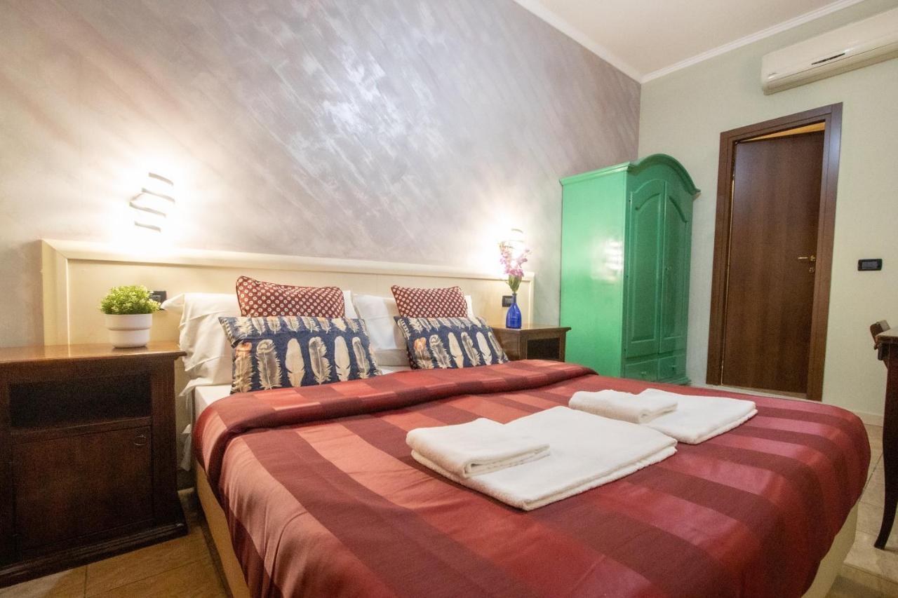 B&B Colorful Suite Yard Rzym Zewnętrze zdjęcie